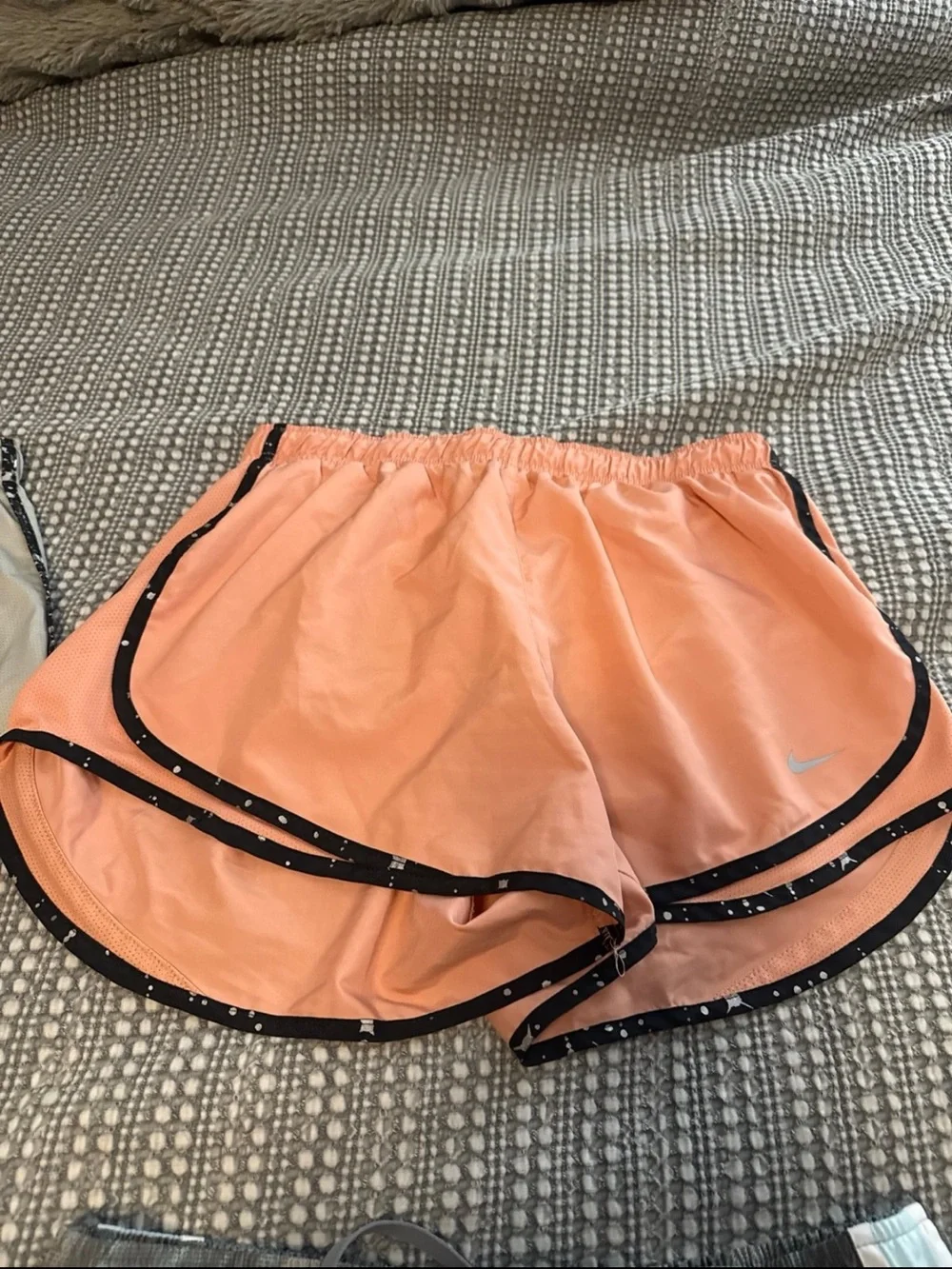 Bundle of 4 Nike women’s running shorts size Large LIKE NEW